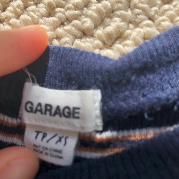 Garage fitted Tee - Picture 2 of 2